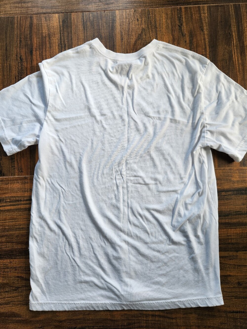 American Eagle Outfitters White V-Neck Short Sleeve Tee - Size Medium Tall - Picture 6 of 7
